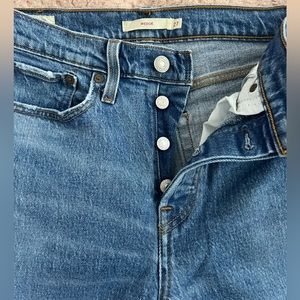 Levi’s Authentic Wedgie Jeans